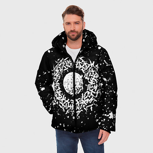 Мужская зимняя куртка Каллиграфия на чёрном фоне / 3D-Черный – фото 3