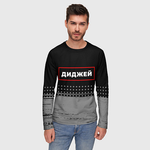 Мужской лонгслив Диджей - в красной рамке на темном / 3D-принт – фото 3
