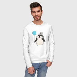 Лонгслив хлопковый мужской Пингвин-мальчик с шариком, цвет: белый — фото 2