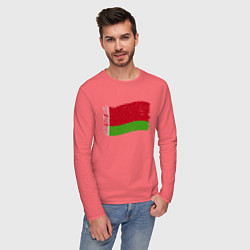 Лонгслив хлопковый мужской Флаг - Беларусь цвета коралловый — фото 2