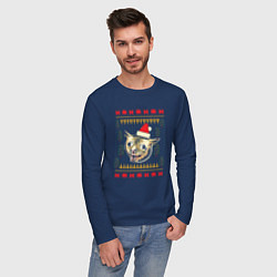 Лонгслив хлопковый мужской Рождественский свитер кашляющий кот, цвет: тёмно-синий — фото 2