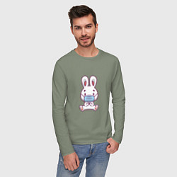 Лонгслив хлопковый мужской Кролик в маске, цвет: авокадо — фото 2