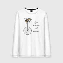 Лонгслив хлопковый мужской Be in ballance and keep calm, цвет: белый
