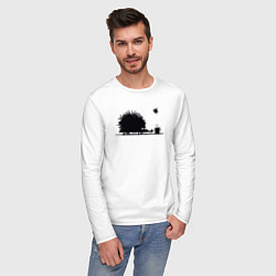 Лонгслив хлопковый мужской Ёжик и муха, цвет: белый — фото 2
