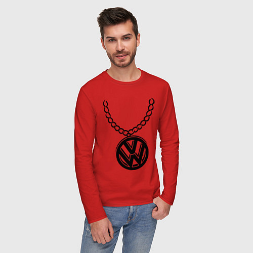 Мужской лонгслив VW медальон / Красный – фото 3