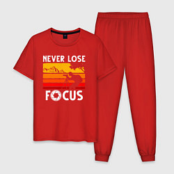 Пижама хлопковая мужская Never lose focus, цвет: красный