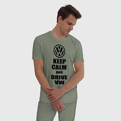 Пижама хлопковая мужская Keep Calm & Drive VW, цвет: авокадо — фото 2