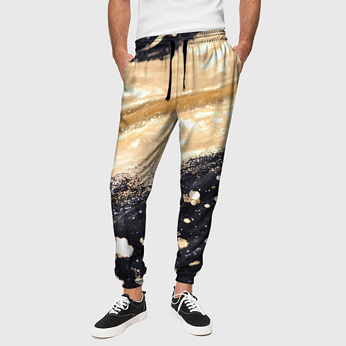 Мужские брюки Золотая текстура на черном фоне / 3D-принт – фото 3