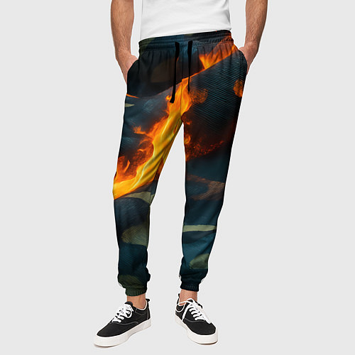 Мужские брюки Огонь на камуфляжной ткани / 3D-принт – фото 3