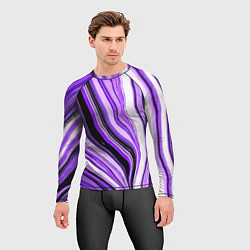 Рашгард мужской Волнистые вертикальные чёрно-фиолетовые полосы, цвет: 3D-принт — фото 2
