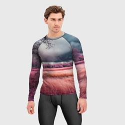 Рашгард мужской Поле и деревья пейзаж - инфракрасный стиль, цвет: 3D-принт — фото 2