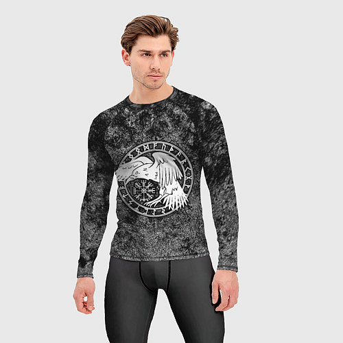 Мужской рашгард Ворон в круге рун и компас вегвизир / 3D-принт – фото 3