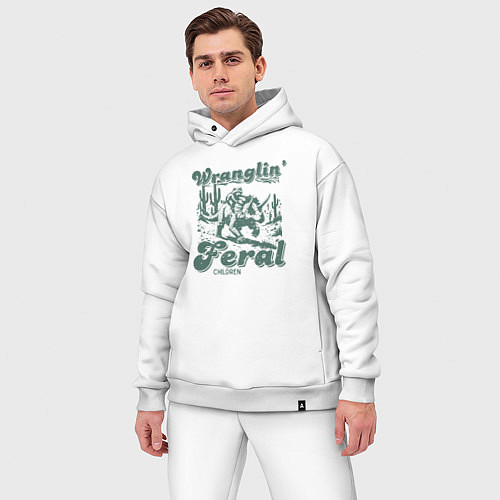 Мужской костюм оверсайз Управляю дикими детьми - енот на динозавре / Белый – фото 3