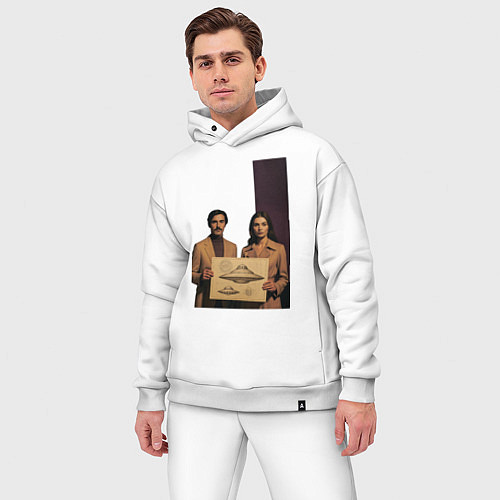 Мужской костюм оверсайз Мужчина и женщина с чертежом НЛО ретро поп-арт 197 / Белый – фото 3