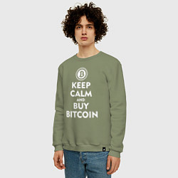 Свитшот хлопковый мужской Keep Calm & Buy Bitcoin, цвет: авокадо — фото 2