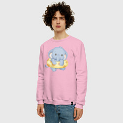 Свитшот хлопковый мужской Милый Слонёнок С Плавательным Кругом, цвет: светло-розовый — фото 2