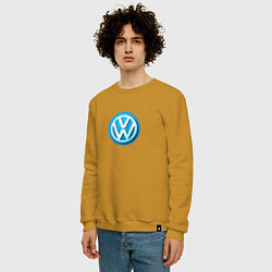 Свитшот хлопковый мужской Volkswagen logo blue, цвет: горчичный — фото 2