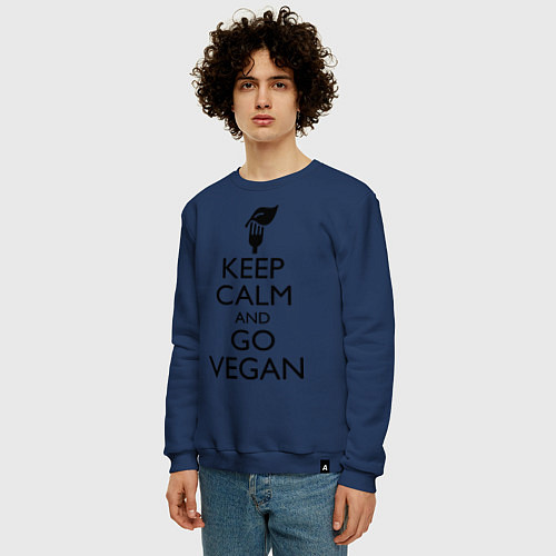Мужской свитшот Keep Calm & Go Vegan / Тёмно-синий – фото 3