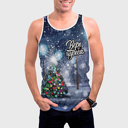 Майка-безрукавка мужская Новогодняя ёлочка, цвет: 3D-белый — фото 2