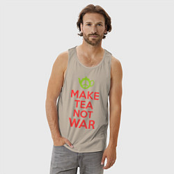 Майка мужская хлопок Make tea not war, цвет: миндальный — фото 2