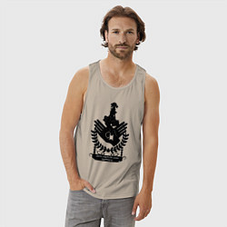 Майка мужская хлопок Вайолет Эвергарден, цвет: миндальный — фото 2