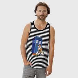 Майка мужская хлопок Тардис и котики, цвет: черная тельняшка — фото 2