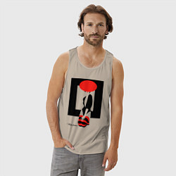 Майка мужская хлопок Девушка в красной шляпе, цвет: миндальный — фото 2
