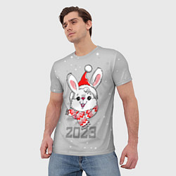 Футболка мужская Белый кролик в шарфе 2023, цвет: 3D-принт — фото 2