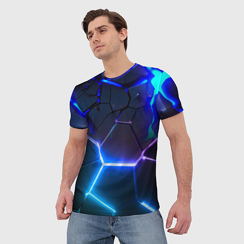Мужская футболка Микс из разломленных плит и неоновое свечения / 3D-принт – фото 3