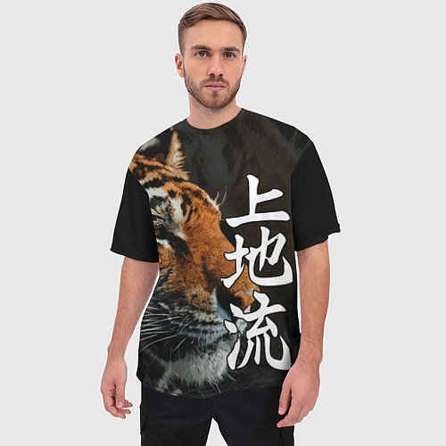 Мужская футболка оверсайз Год тигра 2022 Взгляд / 3D-принт – фото 3