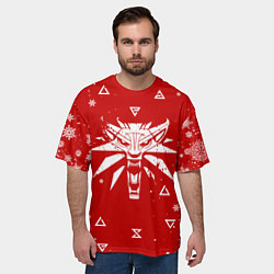 Футболка оверсайз мужская КРАСНЫЙ СВИТЕР ВЕДЬМАК НОВОГОДНИЙ, цвет: 3D-принт — фото 2