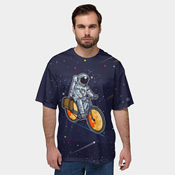 Футболка оверсайз мужская Космонавт на велосипеде, цвет: 3D-принт — фото 2