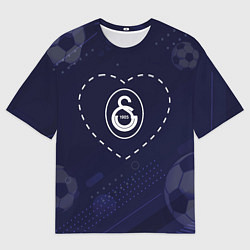 Футболка оверсайз мужская Лого Galatasaray в сердечке на фоне мячей, цвет: 3D-принт