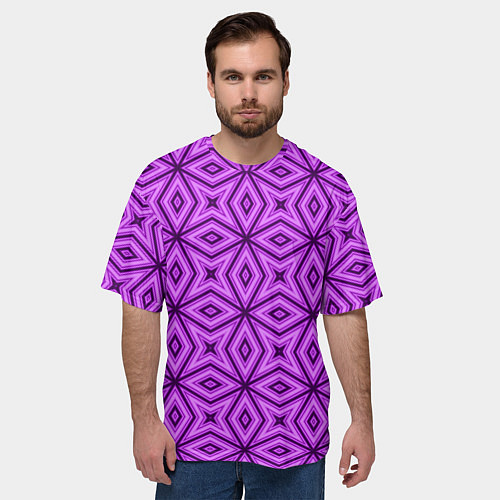 Мужская футболка оверсайз Геометрический узор в розово-малиновых тонах / 3D-принт – фото 3