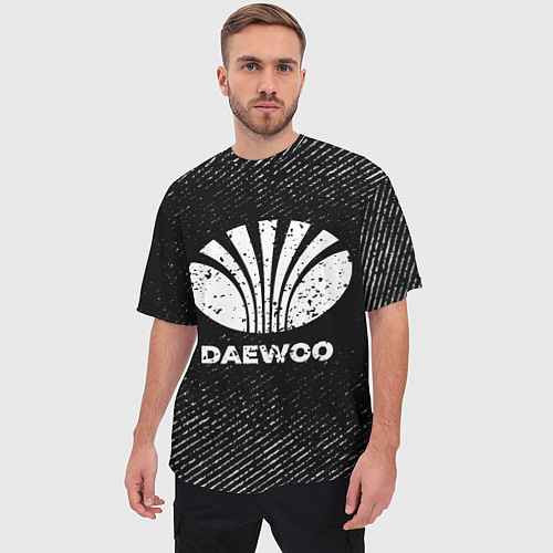 Мужская футболка оверсайз Daewoo с потертостями на темном фоне / 3D-принт – фото 3