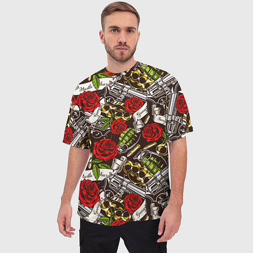 Мужская футболка оверсайз Мафия - кастеты, гранаты, пистолеты и розы / 3D-принт – фото 3
