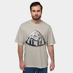 Футболка оверсайз мужская Maybach логотип на серой коже, цвет: 3D-принт — фото 2