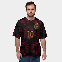 Футболка оверсайз мужская Гнабри Сборная Германии ЧМ 2022 выездная, цвет: 3D-принт — фото 2