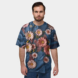 Футболка оверсайз мужская Хризантемы на джинсе, цвет: 3D-принт — фото 2