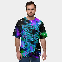 Футболка оверсайз мужская Неоновый дракон в снежинках, цвет: 3D-принт — фото 2