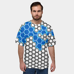 Футболка оверсайз мужская Синяя энерго-броня из шестиугольников, цвет: 3D-принт — фото 2
