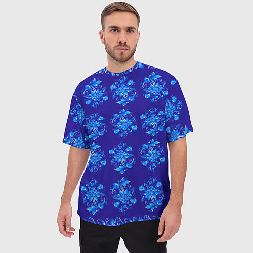 Мужская футболка оверсайз Узоры гжель на синем фоне / 3D-принт – фото 3