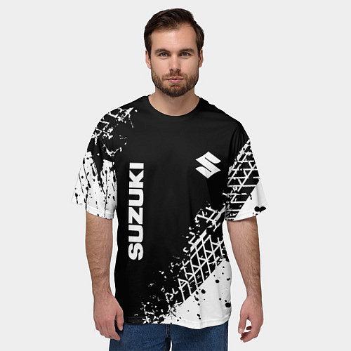 Мужская футболка оверсайз Сузуки: следы от шин / 3D-принт – фото 3