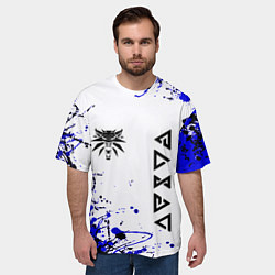 Футболка оверсайз мужская Ведьмак лого краски, цвет: 3D-принт — фото 2