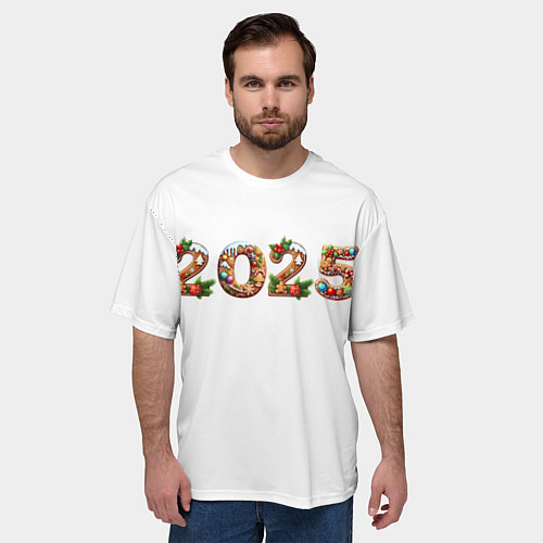 Мужская футболка оверсайз Надпись новогодняя 2025 из пряников / 3D-принт – фото 3