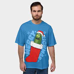 Футболка оверсайз мужская Новогодний Рик огурчик - Merry Rickmas, цвет: 3D-принт — фото 2
