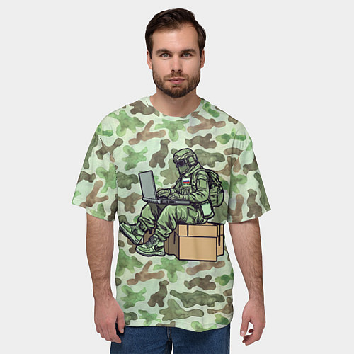 Мужская футболка оверсайз Русский солдат за ноутбуком / 3D-принт – фото 3