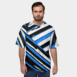 Футболка оверсайз мужская Бело-синие диагональные полосы на чёрном фоне, цвет: 3D-принт — фото 2