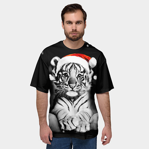Мужская футболка оверсайз Милый тигрёнок на Рождество / 3D-принт – фото 3