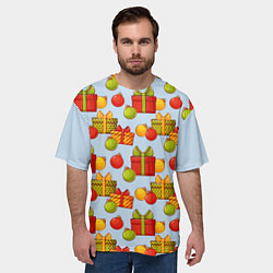 Футболка оверсайз мужская Новогодний паттерн с подарками и ёлочными шариками, цвет: 3D-принт — фото 2
